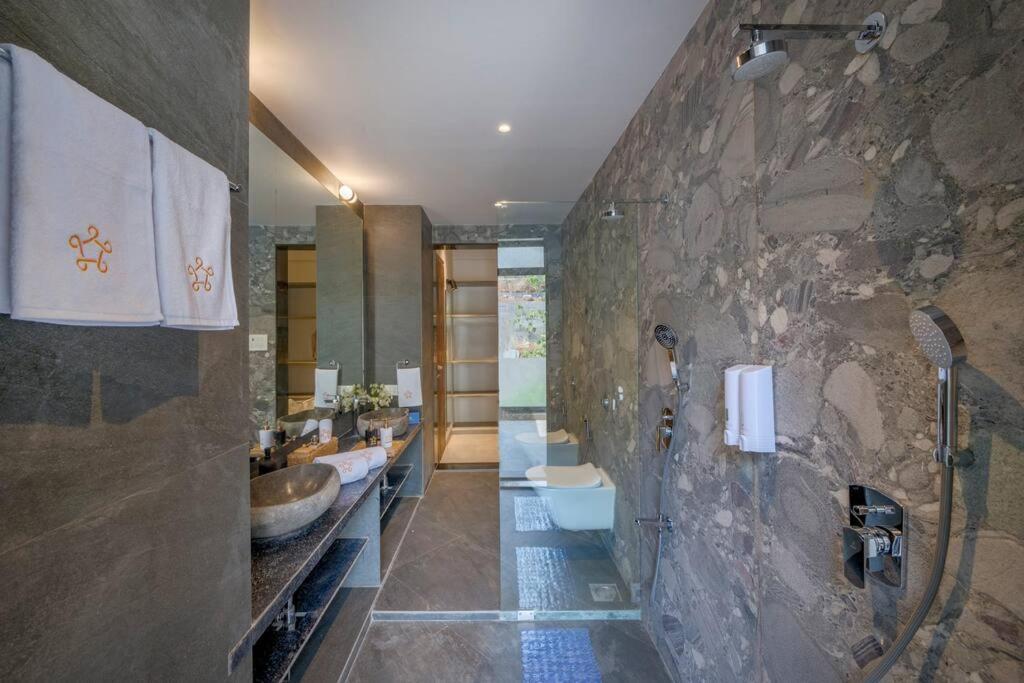 Saffronstays Sonnet Khopoli Luaran gambar