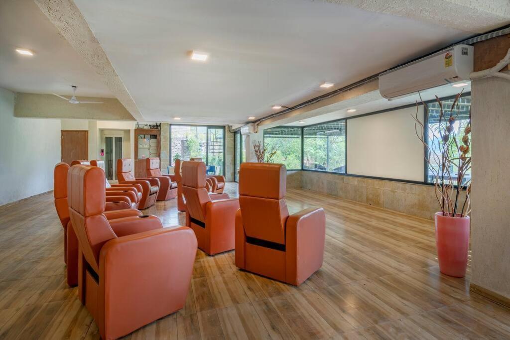 Saffronstays Sonnet Khopoli Luaran gambar