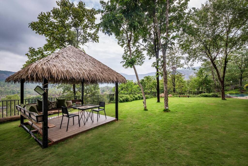 Saffronstays Sonnet Khopoli Luaran gambar